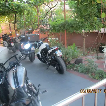 Nada Guest house 3*