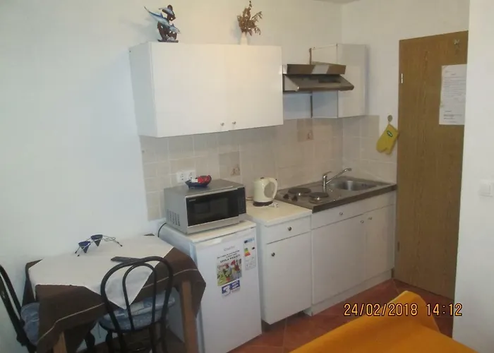 Гостьовий будинок Nada 3*